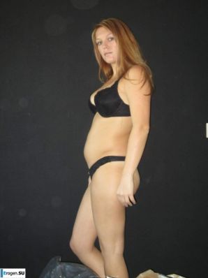 naked pregnant girl. Thumb 20