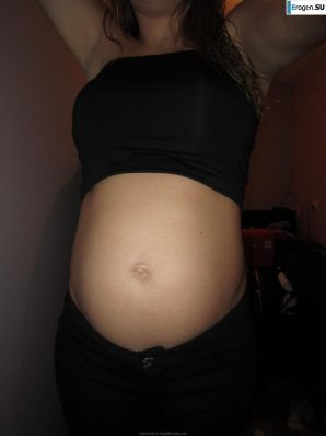 naked pregnant girl. Thumb 39
