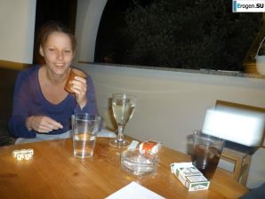 naked girls on the beach. Thumb 16