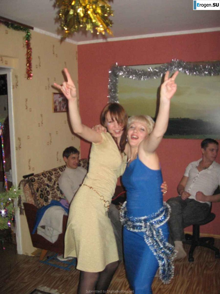 hut students party. Photo 20