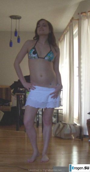 girl on the bed for a guy. Thumb 13