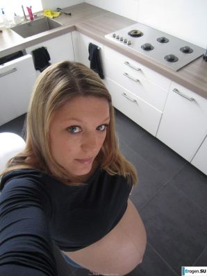 naked pregnant girl. Part 2. Thumb 39