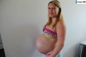 naked pregnant girl. Part 2. Thumb 44