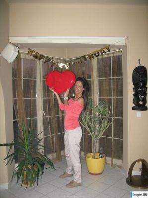 striptease on the beach. Part 2. Thumb 15