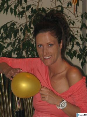 striptease on the beach. Part 2. Thumb 20