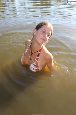 naked girls on the lake. Part 2. Thumb 25