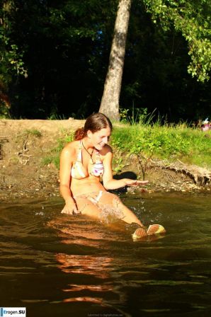 naked girls on the lake. Part 2. Thumb 8