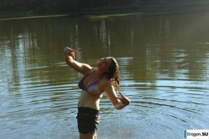 naked girls on the lake. Part 3. Thumb 6