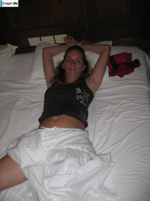 tans naked. Thumb 18