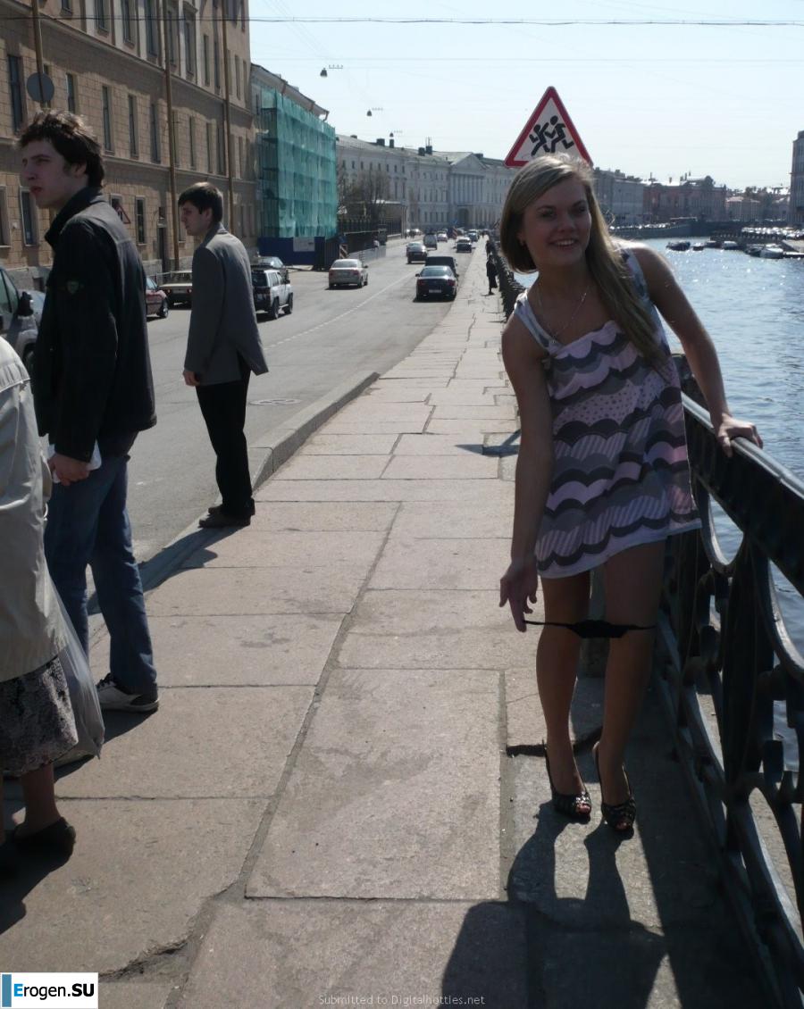 Young naked student. Photo 29