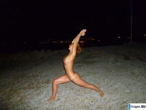 naked girls on the beach. Part 3. Thumb 7