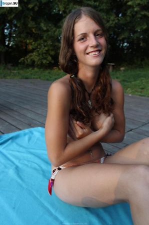 голые девушки на озере. Часть 5. Эскиз 17