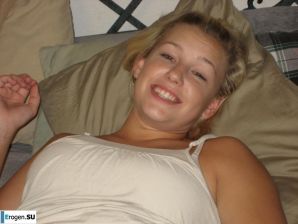 real naked with fish on her back. Thumb 17