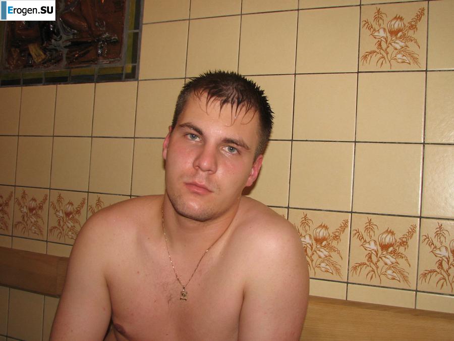 Russian newlyweds in a wedding sex tour. Photo 32