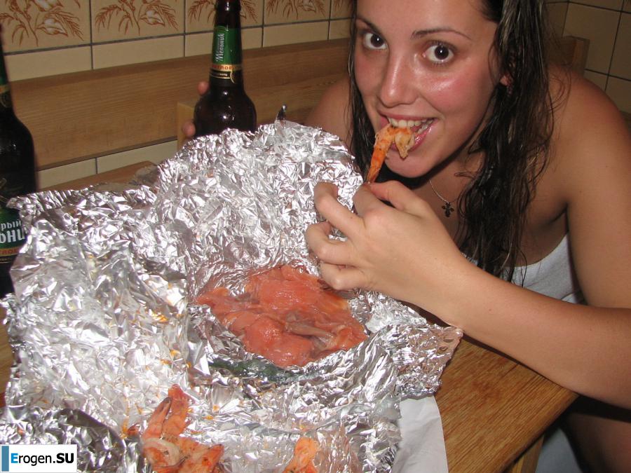 Russian newlyweds in a wedding sex tour. Photo 38