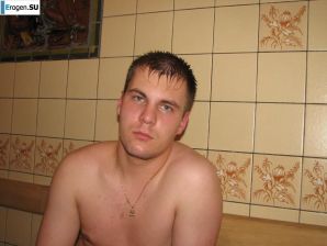 Russian newlyweds in a wedding sex tour. Thumb 32