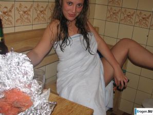 Russian newlyweds in a wedding sex tour. Thumb 40