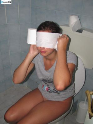 tits on the beach. Thumb 18