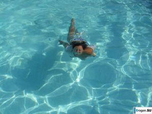 tits on the beach. Thumb 23