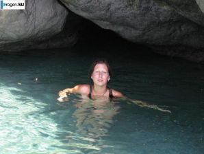 tits on the beach. Thumb 34