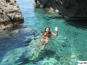 tits on the beach. Thumb 45