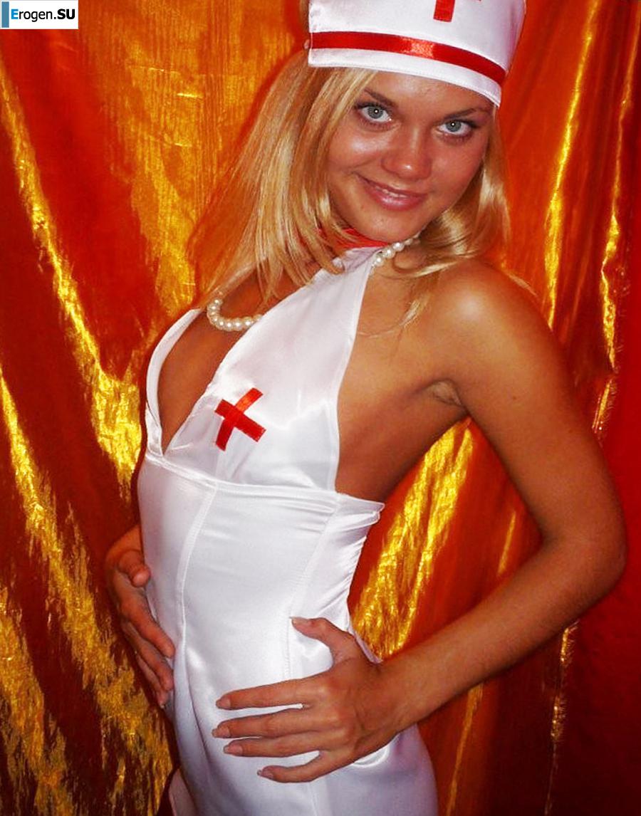 Young naked student. Part 2. Photo 8