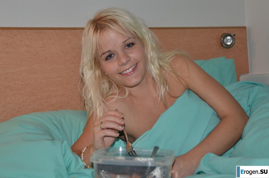 newlyweds family archive. Photo 32