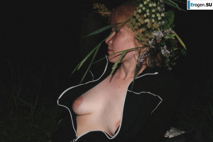 naked girls in various poses. Part 3. Photo 52