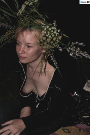 naked girls in various poses. Part 3. Thumb 48