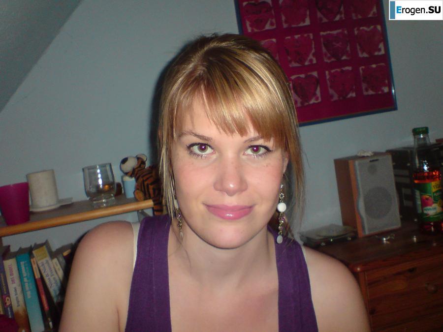 girl and guy with the euro round. Photo 21