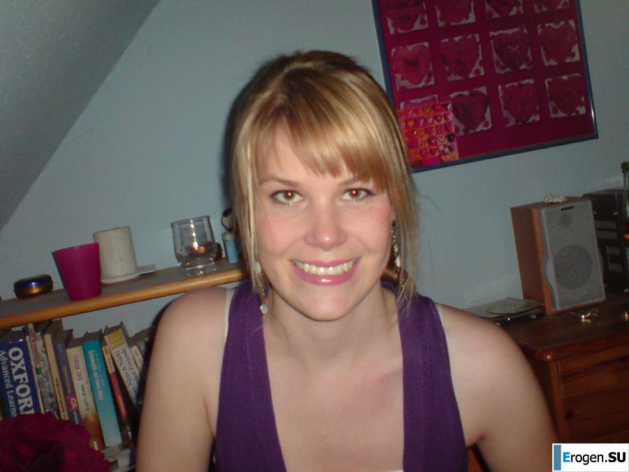 girl and guy with the euro round. Photo 22