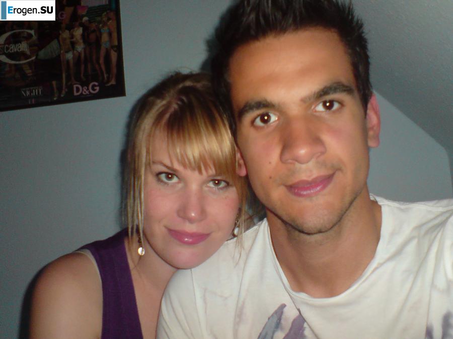 girl and guy with the euro round. Photo 25