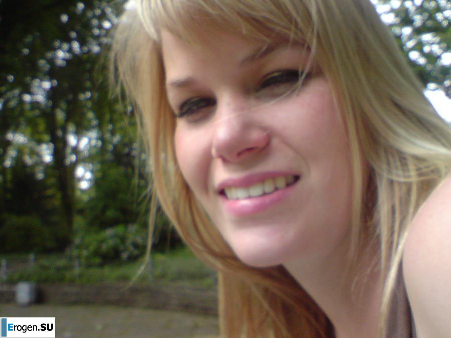 girl and guy with the euro round. Photo 38