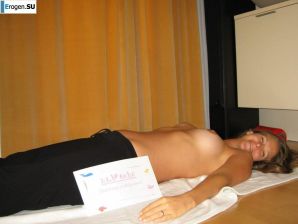 Голая и жизнерадостная. Часть 3. Эскиз 9