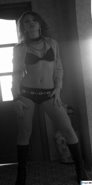 enchanting naked girl. Thumb 51