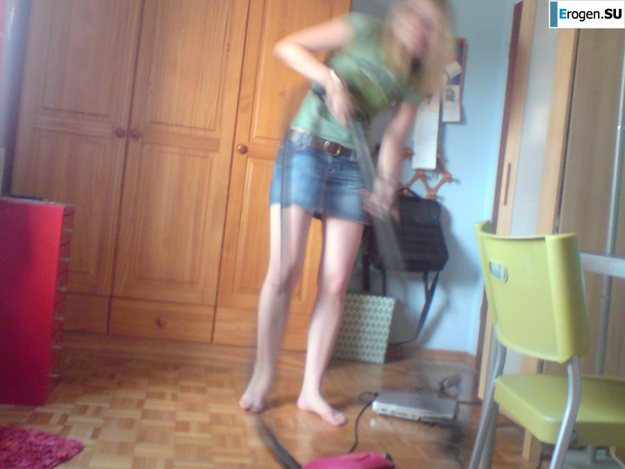 girl and guy with the euro round. Part 2. Photo 31