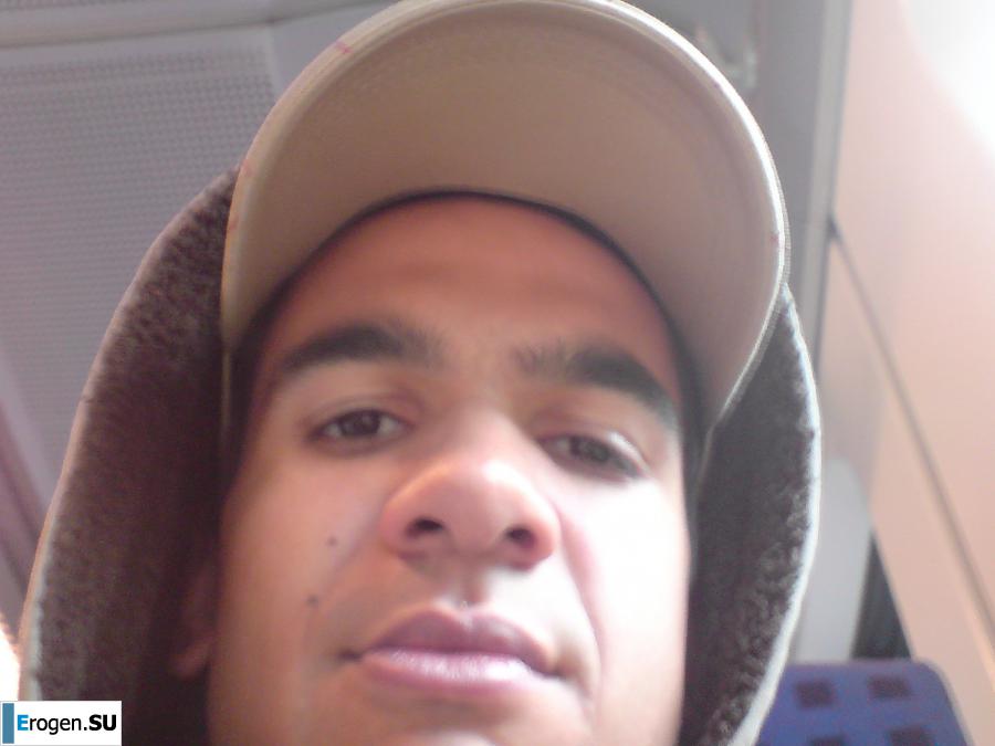 girl and guy with the euro round. Part 2. Photo 34