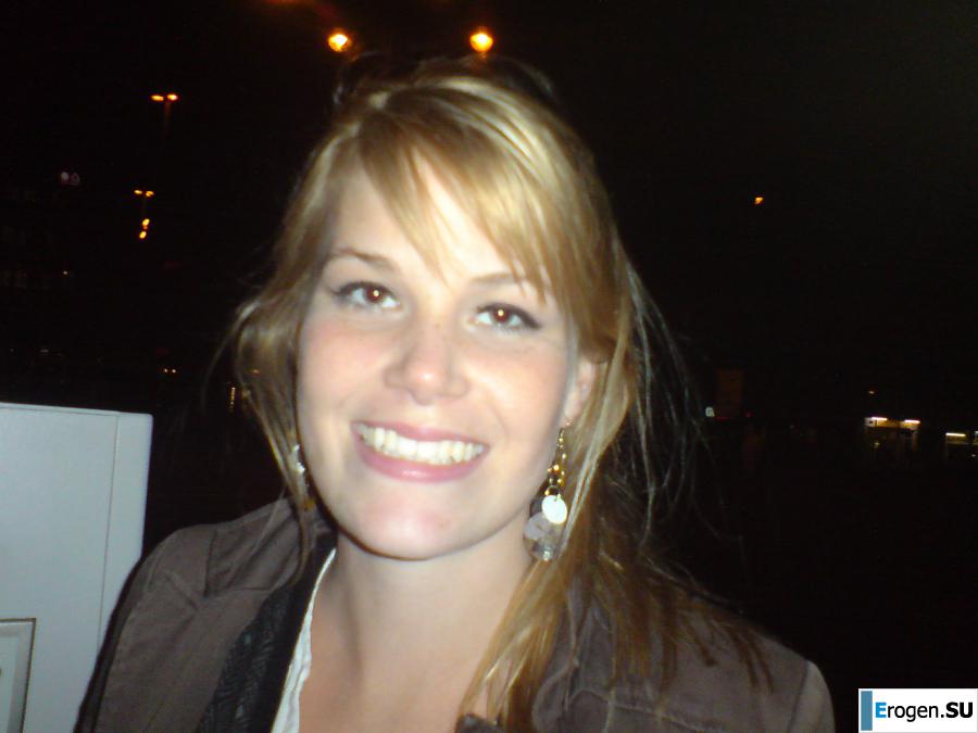 girl and guy with the euro round. Part 2. Photo 35