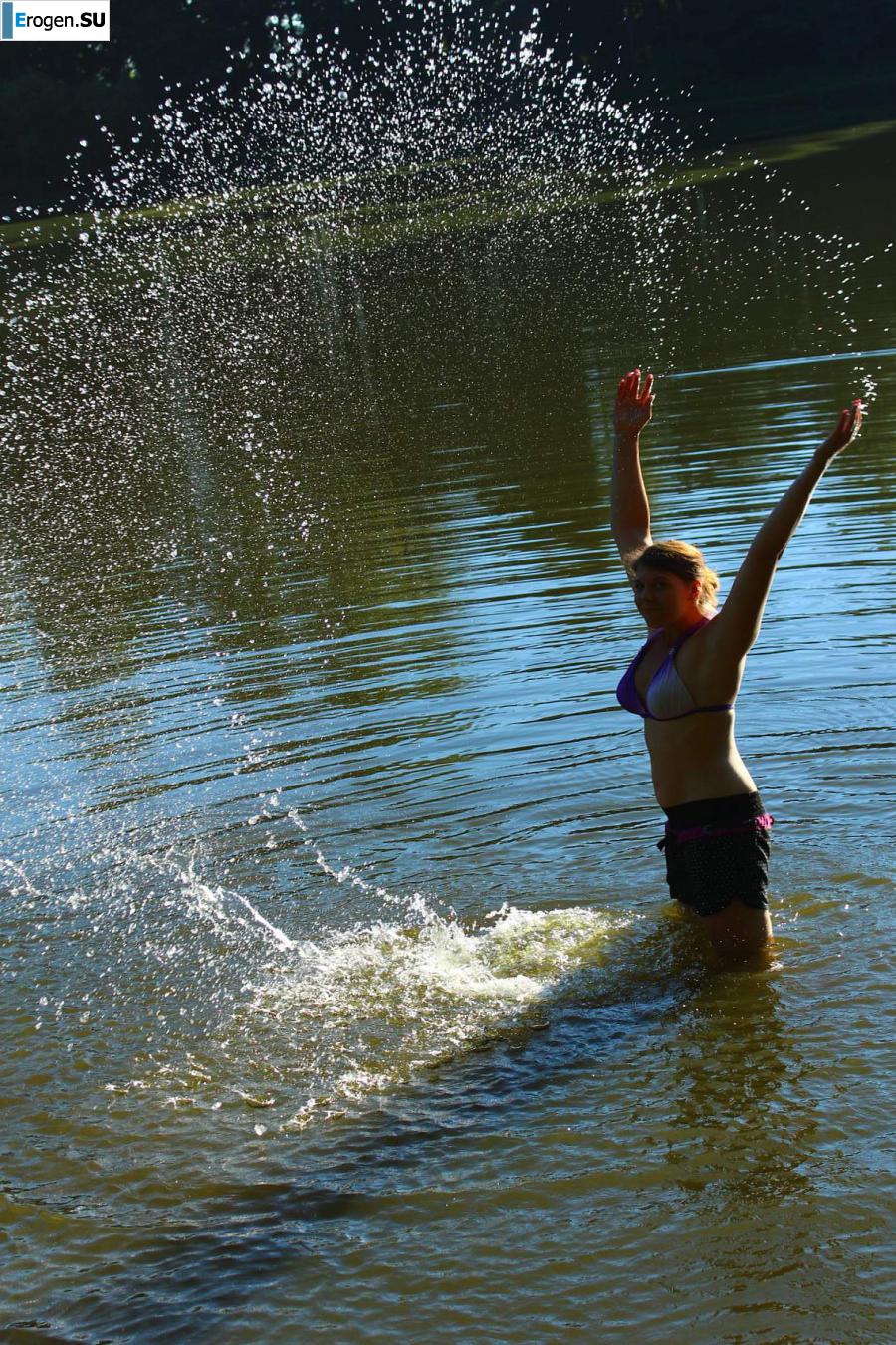 голые девушки на озере. Часть 7. Фото 10