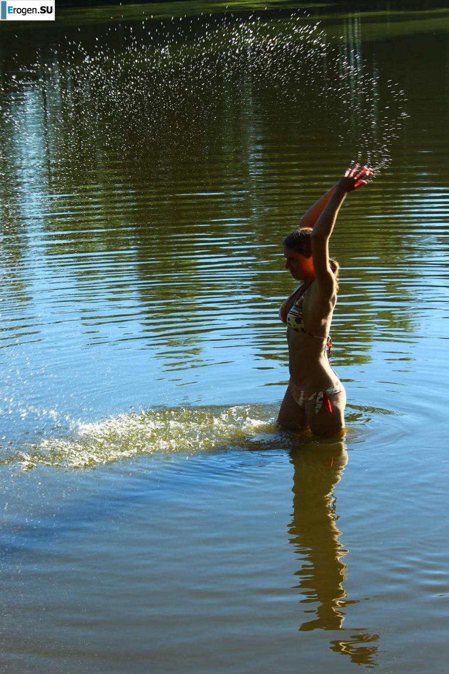 голые девушки на озере. Часть 7. Фото 17