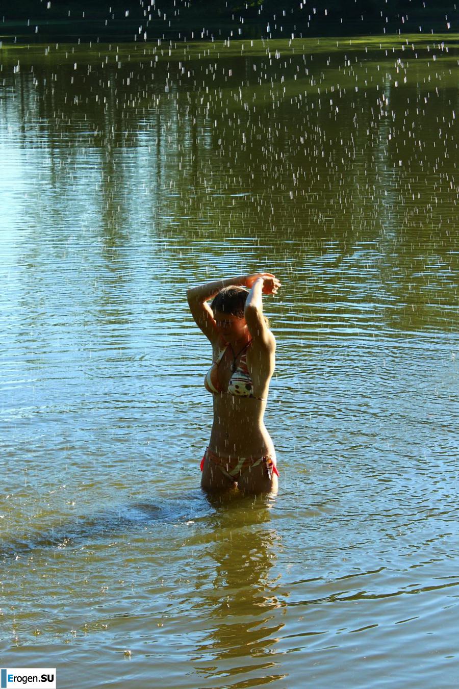 голые девушки на озере. Часть 7. Фото 35