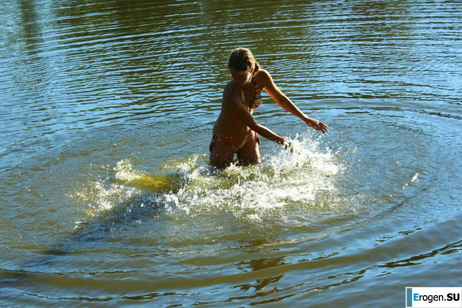 голые девушки на озере. Часть 7. Фото 39