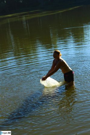 голые девушки на озере. Часть 7. Эскиз 12