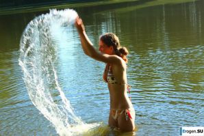 голые девушки на озере. Часть 7. Эскиз 26