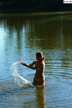 голые девушки на озере. Часть 7. Эскиз 28