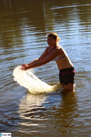 голые девушки на озере. Часть 7. Эскиз 9