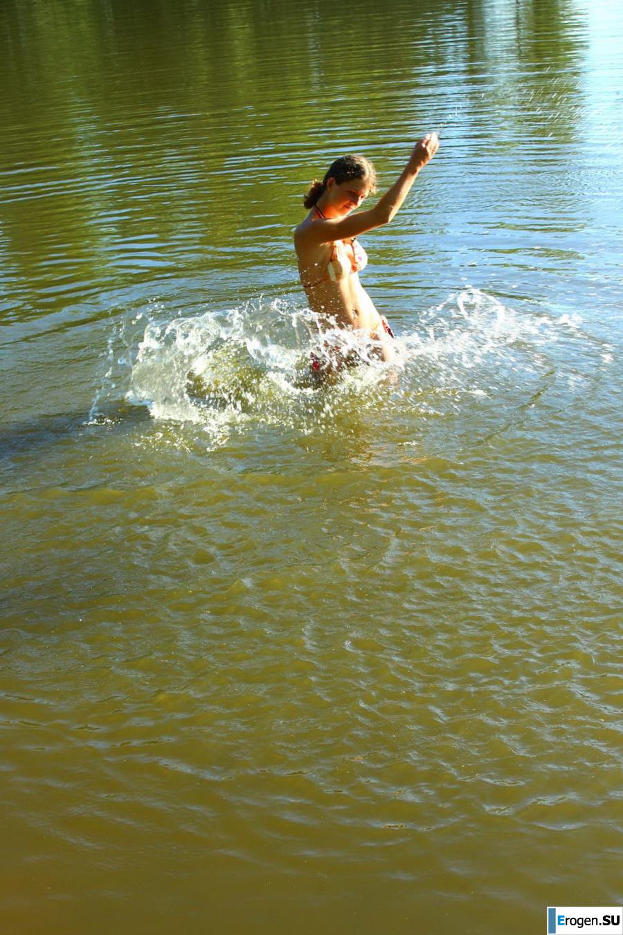 голые девушки на озере. Часть 8. Фото 5