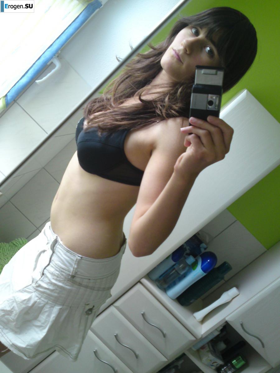 studio in the bathroom. Photo 16