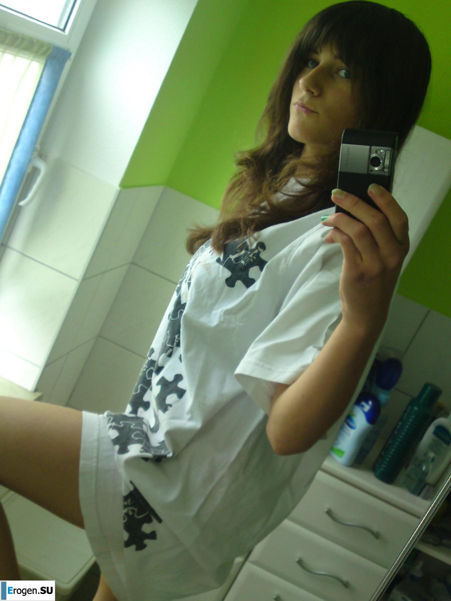 studio in the bathroom. Photo 35