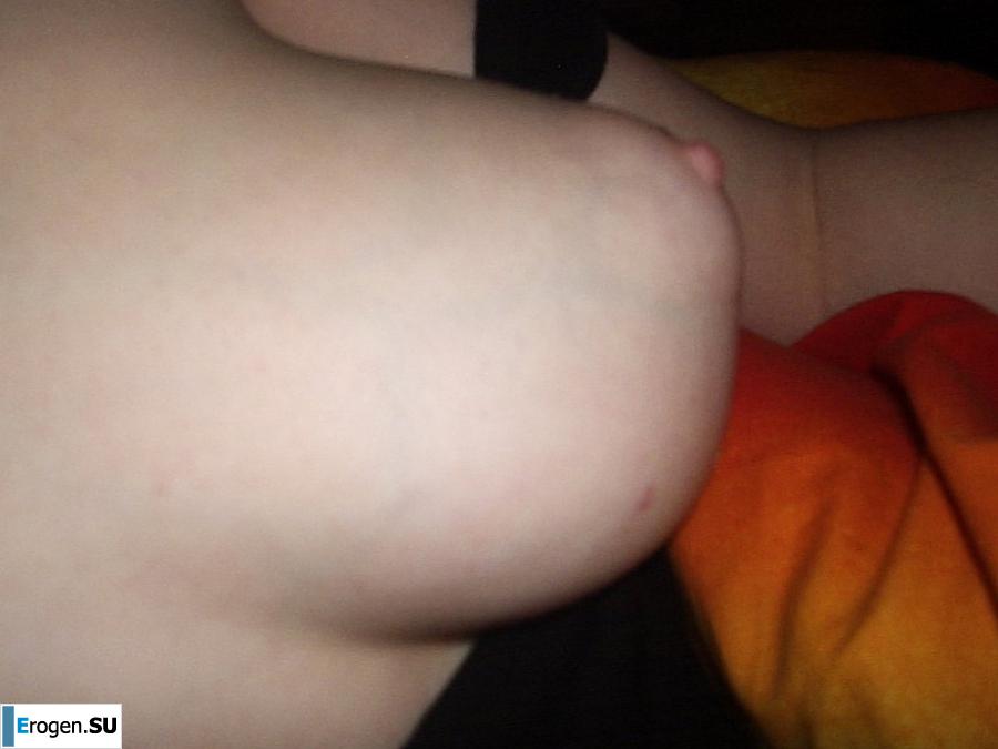 on the red bed. Photo 17